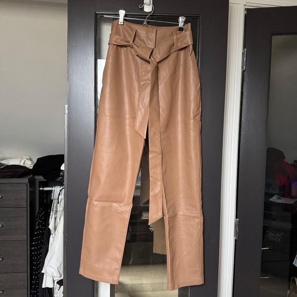 Love, Bonito straight leg faux leather pants - Picture 1 of 3
